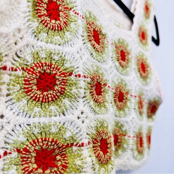 Hand Knit Boho Hippie Western Crop Top - Picture 6 of 6